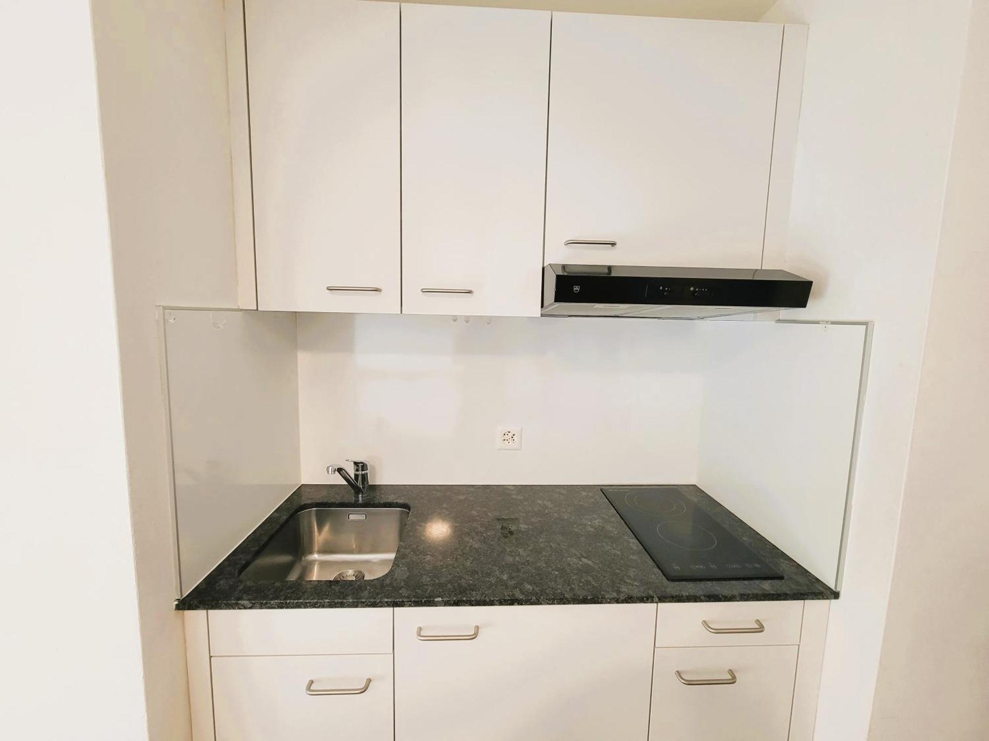 Center Downtown Next To Hb Main Train Station Neu - Self Checkin Apartment Zürich